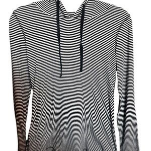 ❄️4 for $10❄️ Eddie Bauer Hooded Long-Sleeve Top – Size XS